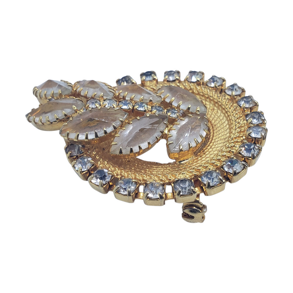 Vintage Gold & Clear Rhinestone Big Wreath Brooch Mesh Prong Set 1950s Stunning - Picture 9 of 11